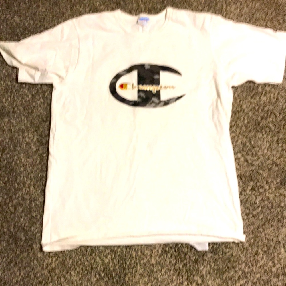 Champion camo logo white shirt